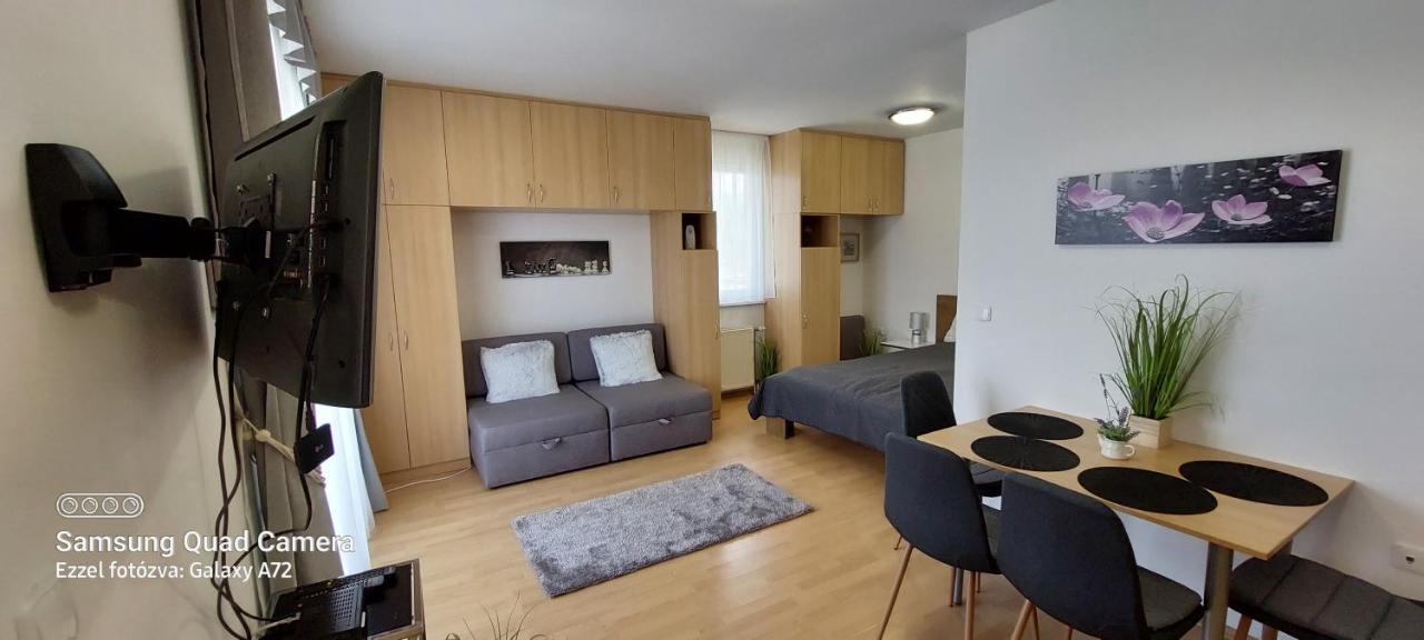 Apartamento Beszédes-lak, Aranypart Siófok Exterior foto